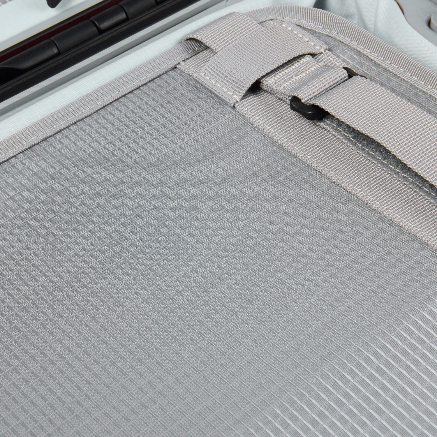 Hard-Sided Luggage Carry-On｜商品詳細｜PELICAN TRAVEL Online Store