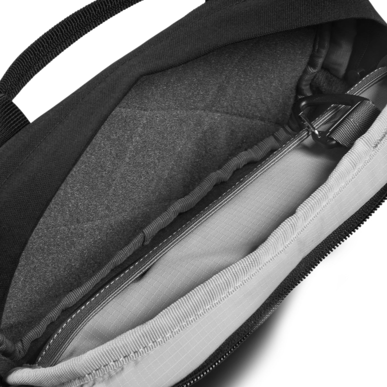 Access Sling｜商品詳細｜PELICAN TRAVEL Online Store