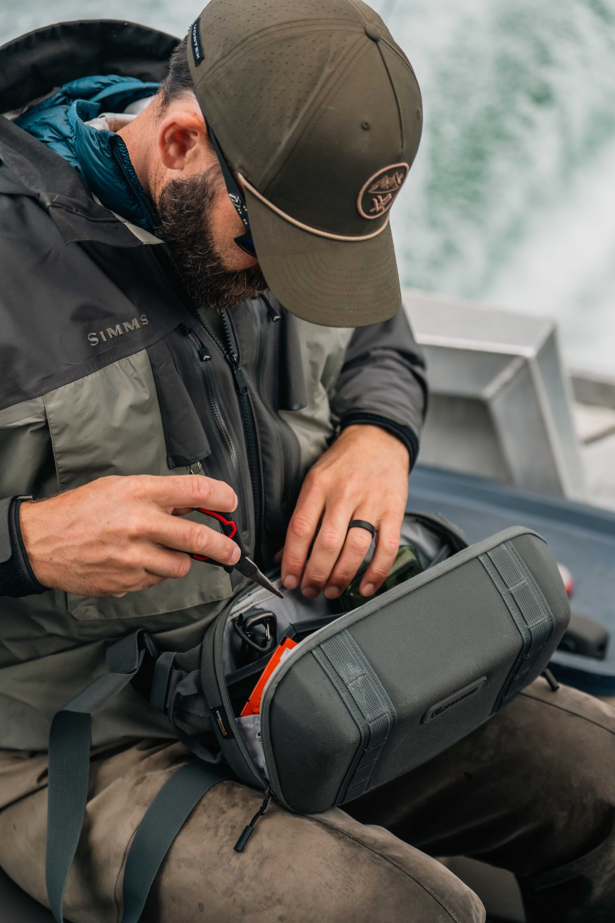 Protective Sling｜商品詳細｜PELICAN TRAVEL Online Store – PELICAN TRVL
