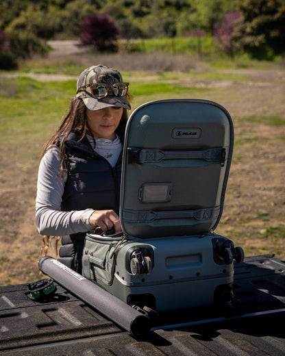 【8月中旬頃入荷予定】4-Wheel Rolling Hybrid Duffel Carry-On
